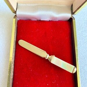 Fun Vintage Mother Of Pearl Knife Brooch